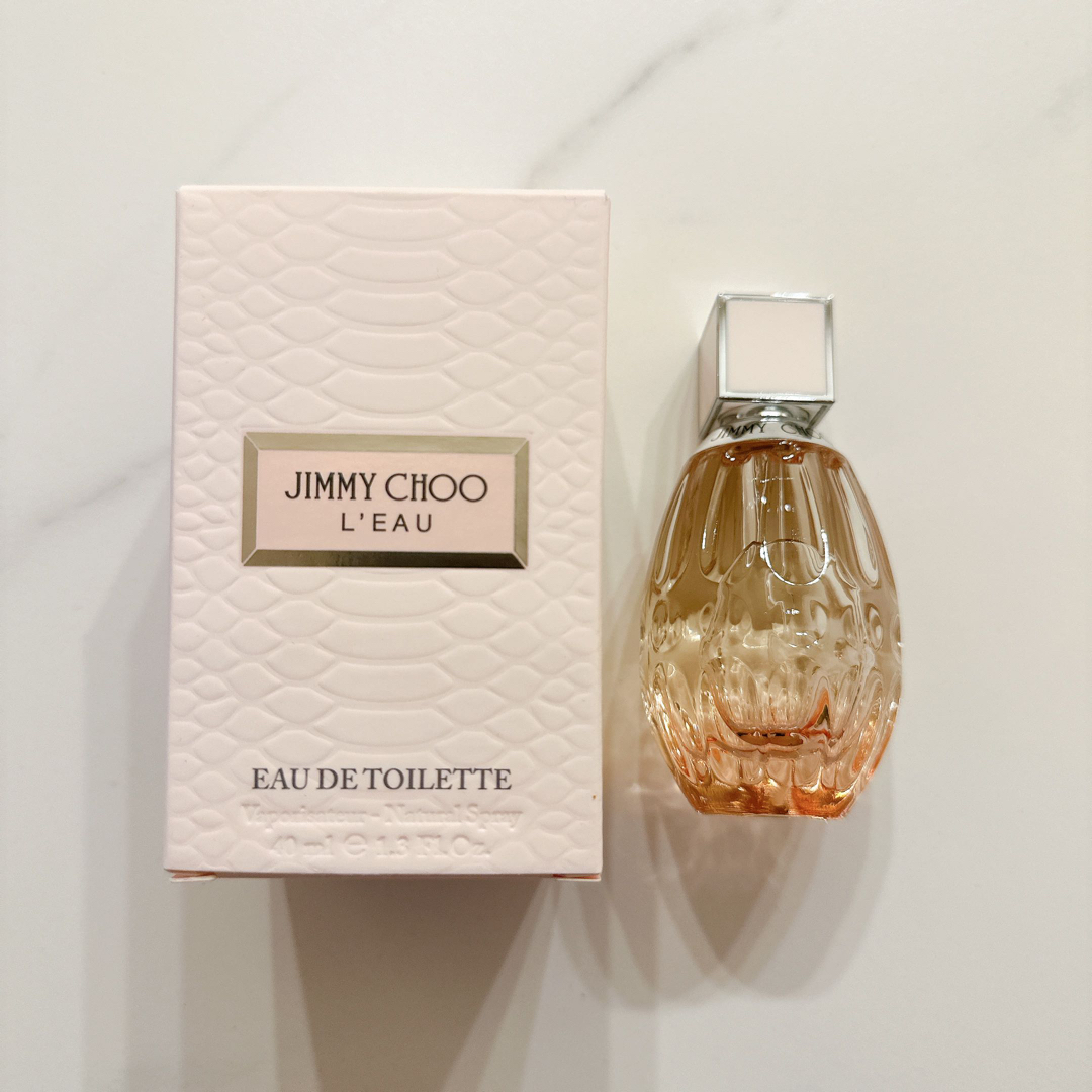 JIMMY CHOO(ジミーチュウ)の【JIMMY CHOO香水】ロー オードトワレ  40mL コスメ/美容の香水(香水(女性用))の商品写真