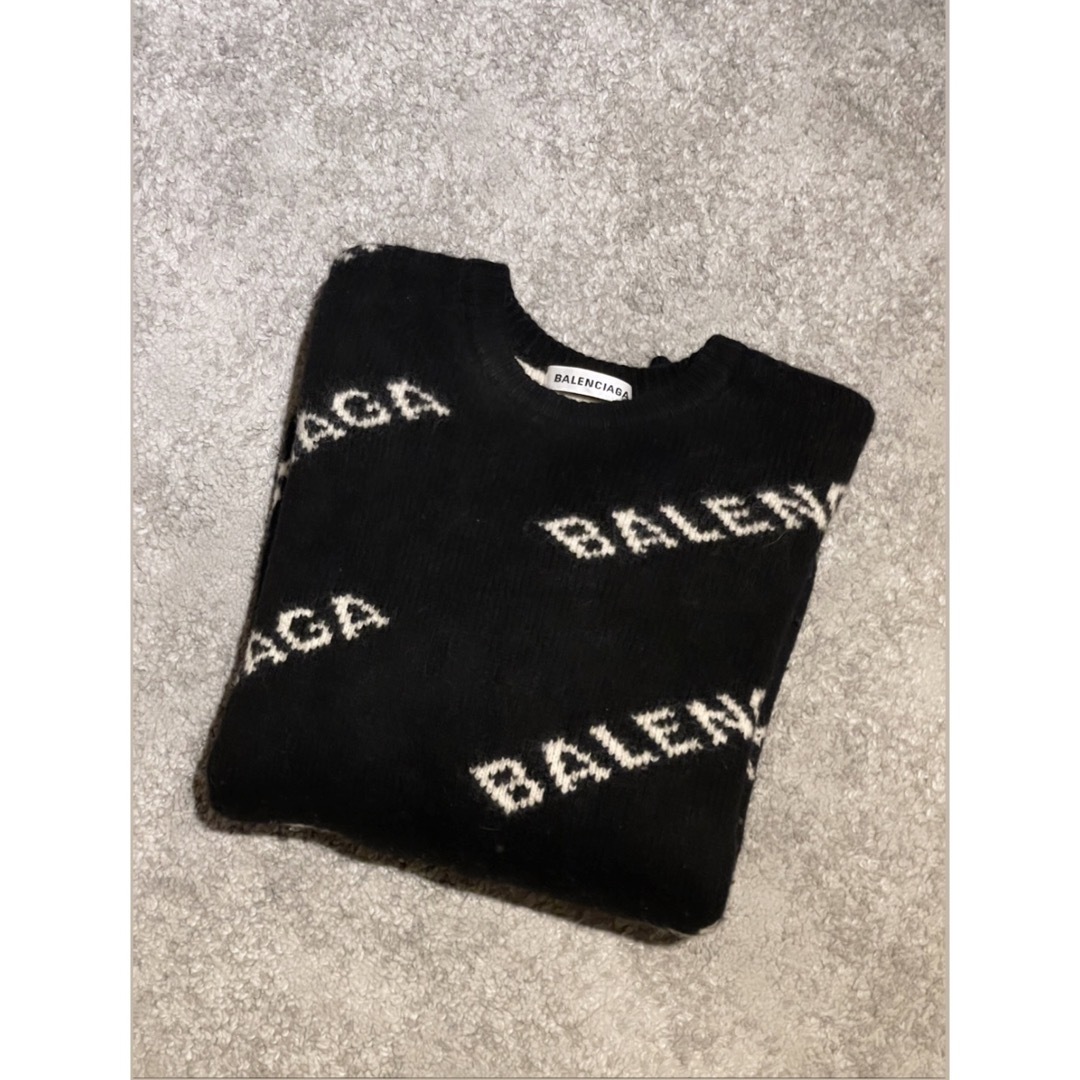 Balenciaca ニット