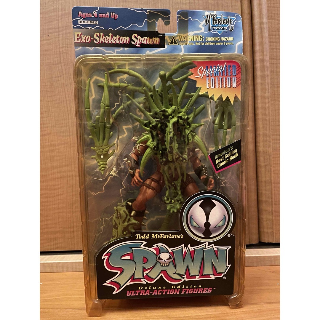 SPAWN スポーン エグゾスケルトン・スポーン クリスマス限定カラー | フリマアプリ ラクマ