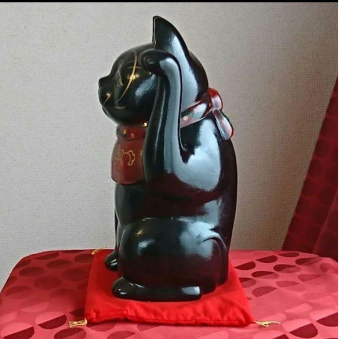 8/1迄限定値引中✨吉祥江戸古色》黒猫左手上げ 招き猫★厄病退散•座布団付き