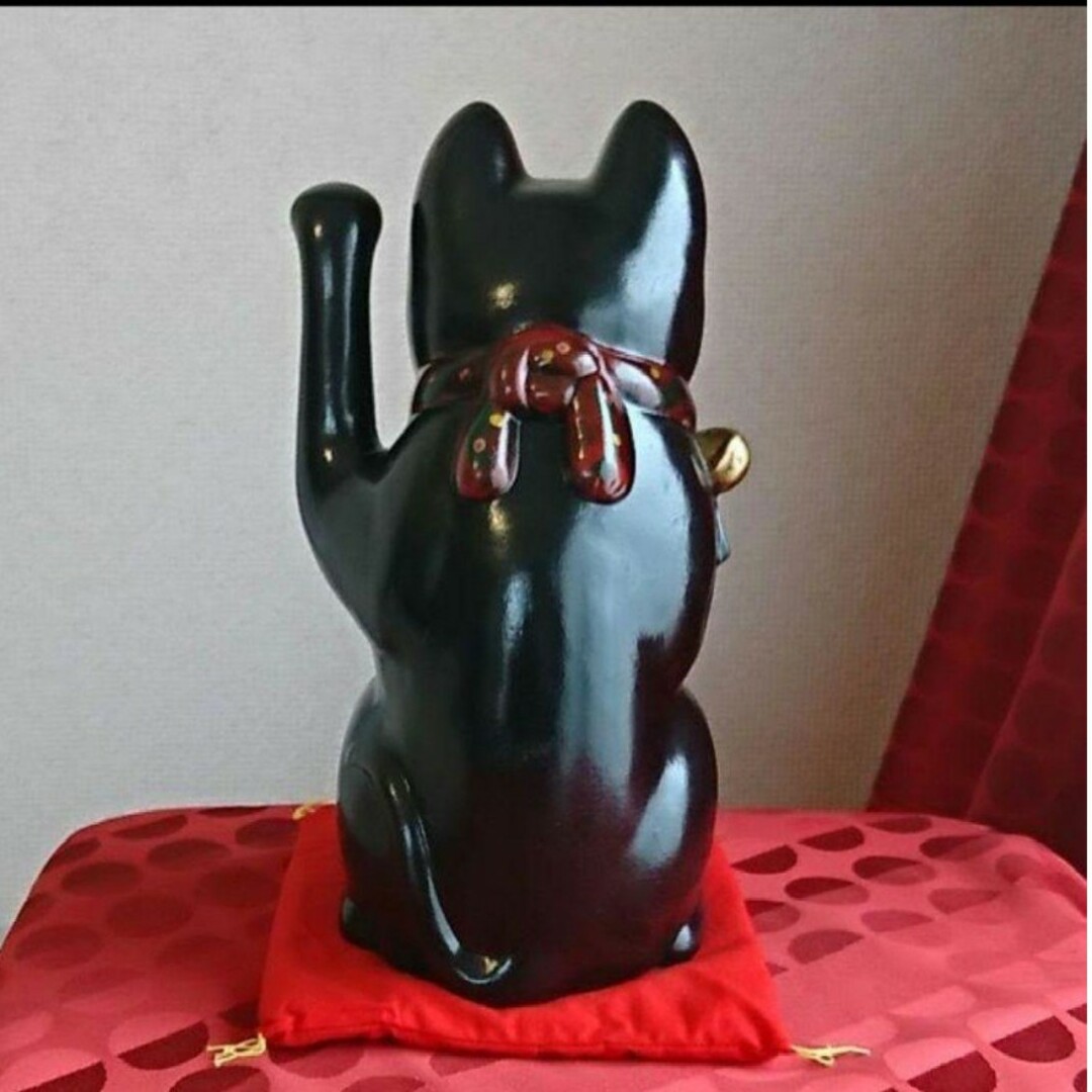 8/1迄限定値引中✨吉祥江戸古色》黒猫左手上げ 招き猫★厄病退散•座布団付き