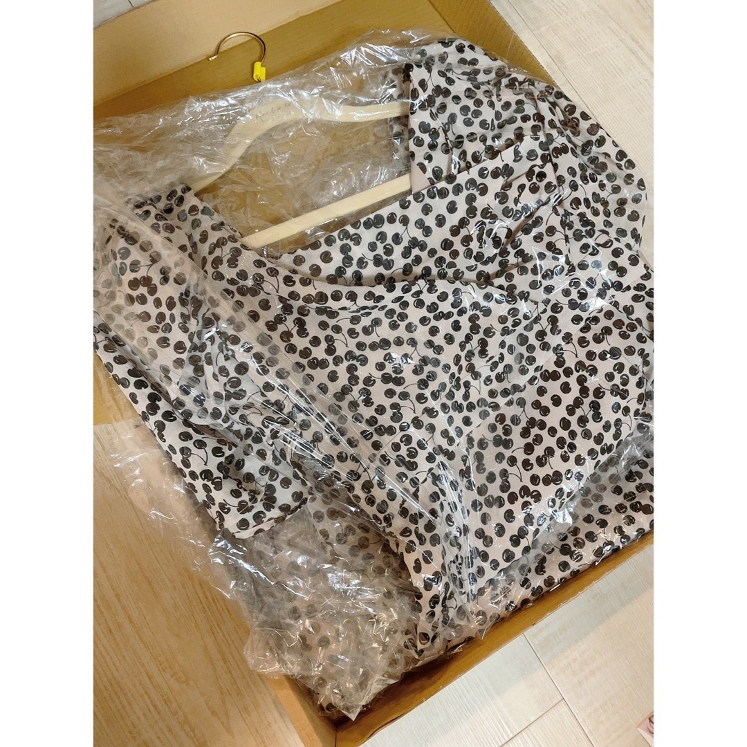 Her lip to - 新品Cherry Pattern Cache-Coeur One-Pieceの通販 by po