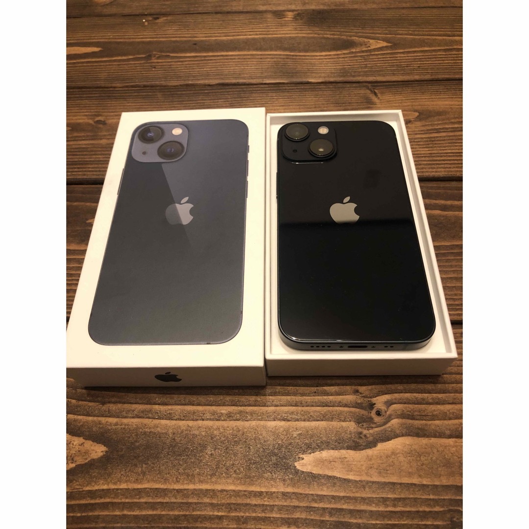 iPhone13miniミッドナイト128GB(Apple純正レザーケース付)