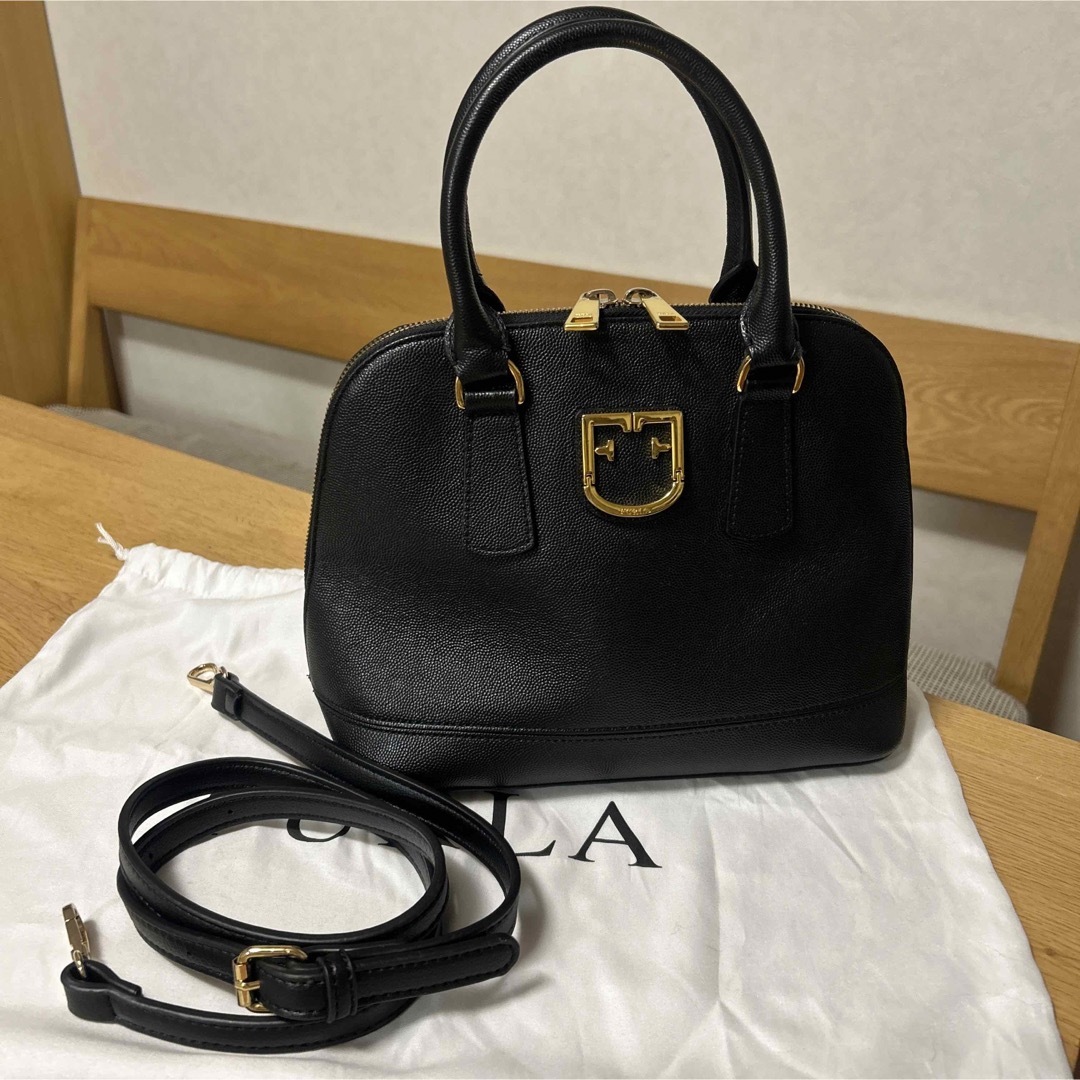 FURLA フルラ ファンタスティカ ショルダー　バッグ 黒　美品