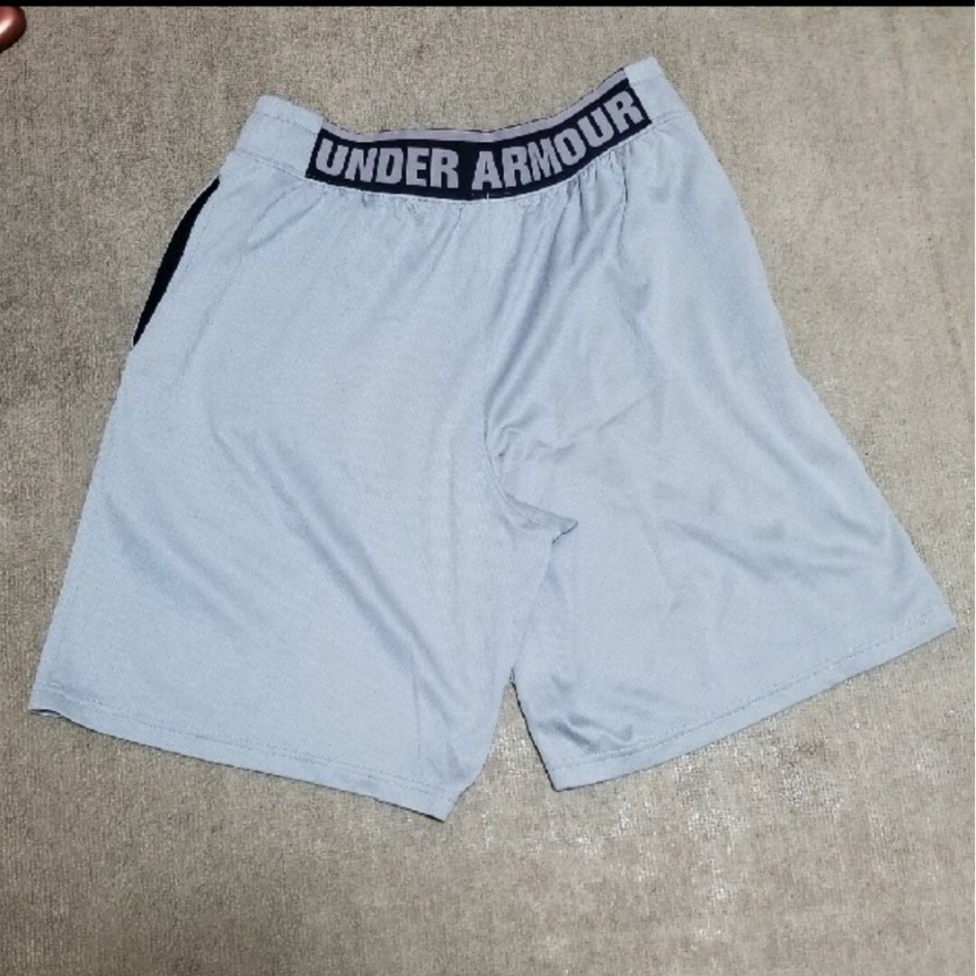 未使用タグ付き アンダーアーマー トレーニングパンツ ハーフパンツ