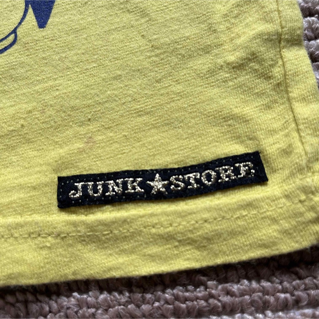 JUNK STORE(ジャンクストアー)のジャンクストア ミッキーTシャツ黄90 キッズ/ベビー/マタニティのキッズ服男の子用(90cm~)(Tシャツ/カットソー)の商品写真