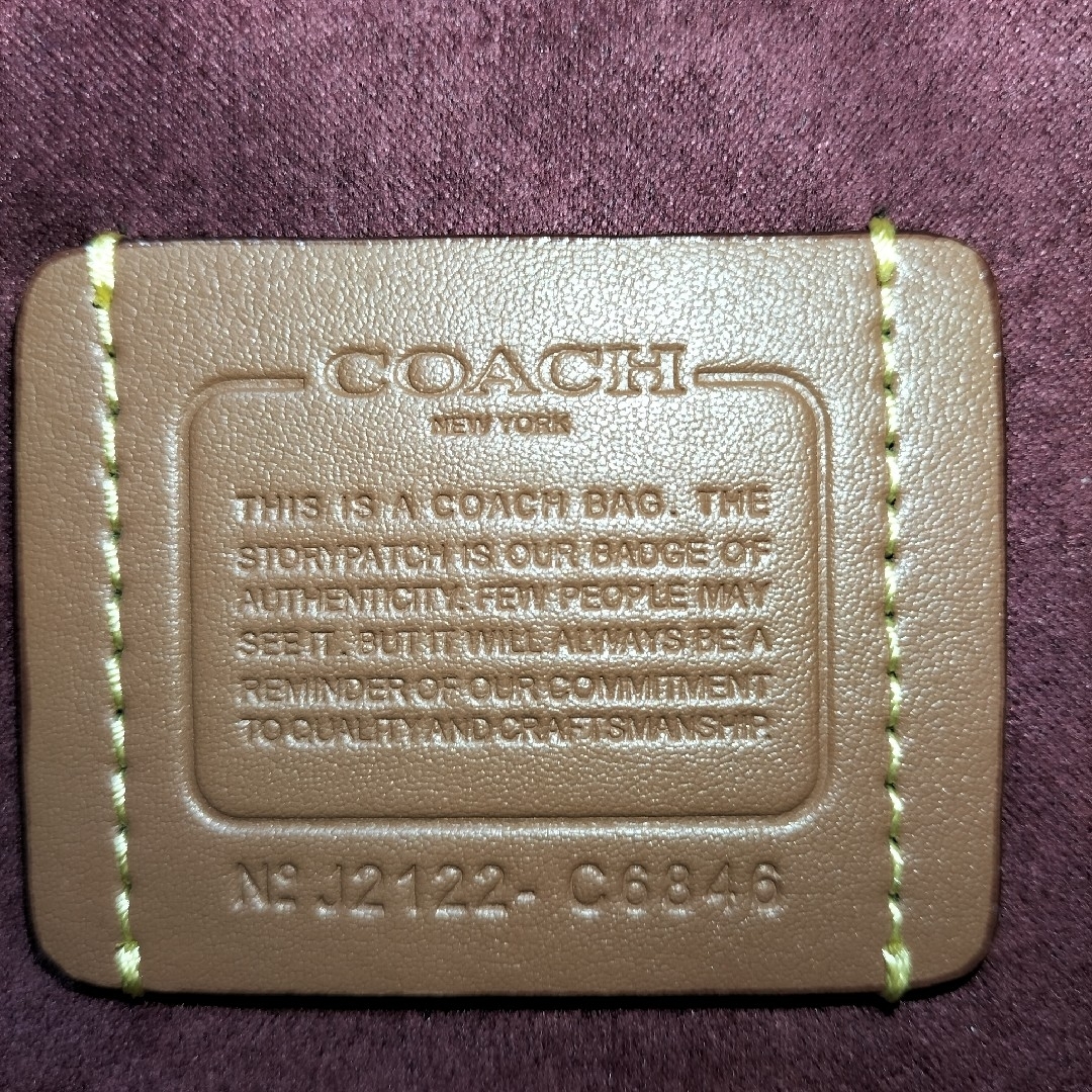 coach コーチ フィールド トート ショルダー ウィズ パッチ バッグの