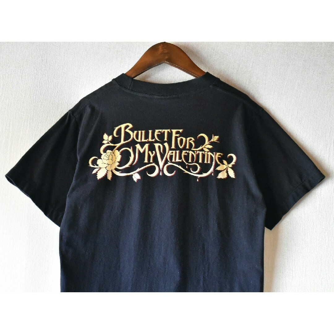 ART VINTAGE(アートヴィンテージ)の古着★THE ROXX ビンテージスカル バラ拳銃 シングルステッチ黒Tシャツ メンズのトップス(Tシャツ/カットソー(半袖/袖なし))の商品写真