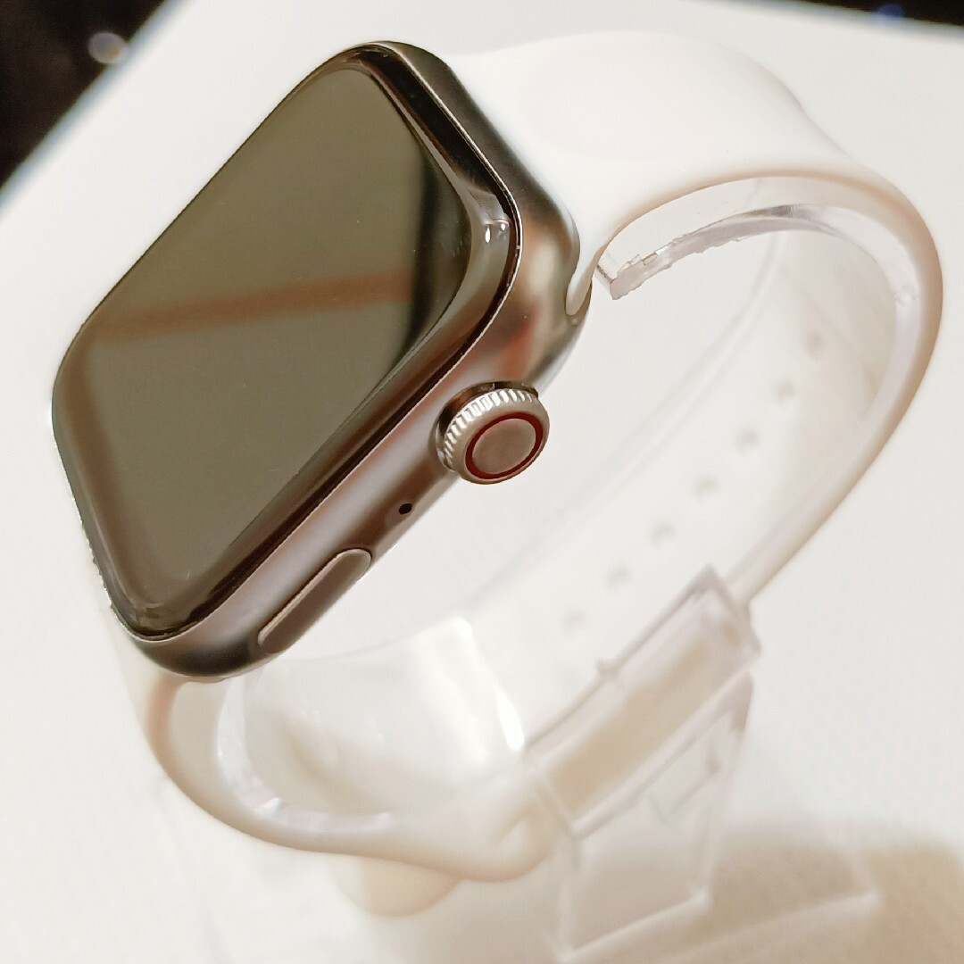 新品 Watch8pro スマートウォッチ シルバー ホワイトストラップ メンズの時計(腕時計(デジタル))の商品写真