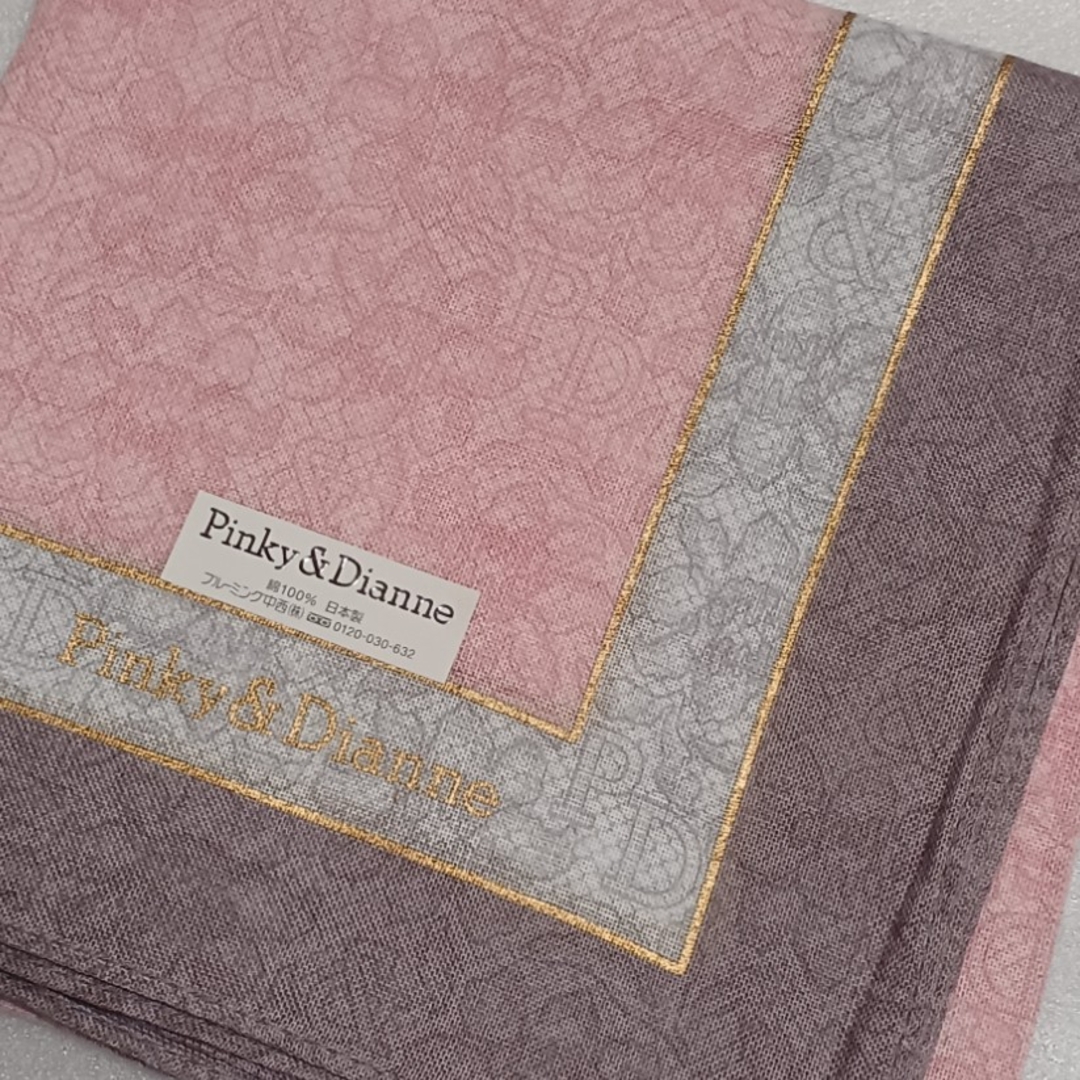 Pinky&Dianne(ピンキーアンドダイアン)の値下げ📌ピンキー&ダイアン☆大判ハンカチーフ58×58 レディースのファッション小物(ハンカチ)の商品写真