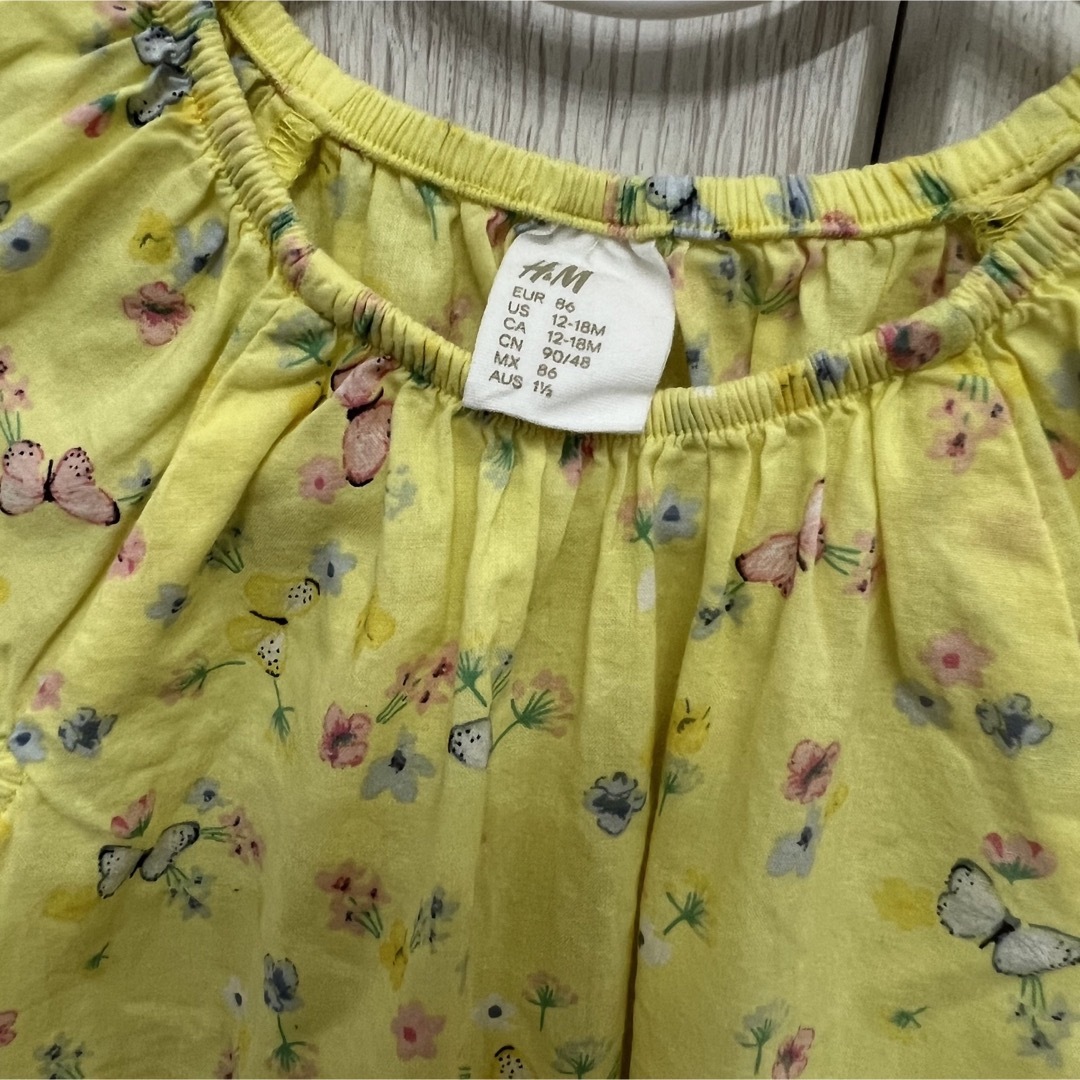 H&M ワンピース　チュニック　トップス　保育園 キッズ/ベビー/マタニティのベビー服(~85cm)(Ｔシャツ)の商品写真