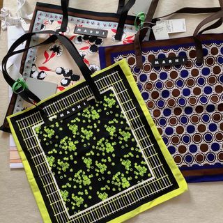 Marni - 新品☆マルニフラワーカフェ☆バンダナトートバッグ ベージュ