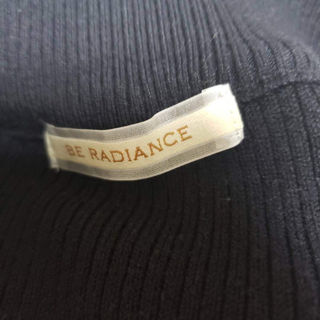 BE RADIANCE(ビーラディエンス)のネイビー　リブニット レディースのトップス(ニット/セーター)の商品写真