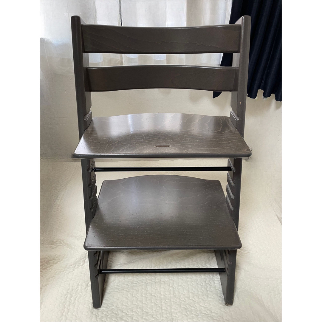 Stokke(ストッケ)のストッケ　トリップトラップ　ヘイジーグレー② クッションセット キッズ/ベビー/マタニティの寝具/家具(その他)の商品写真