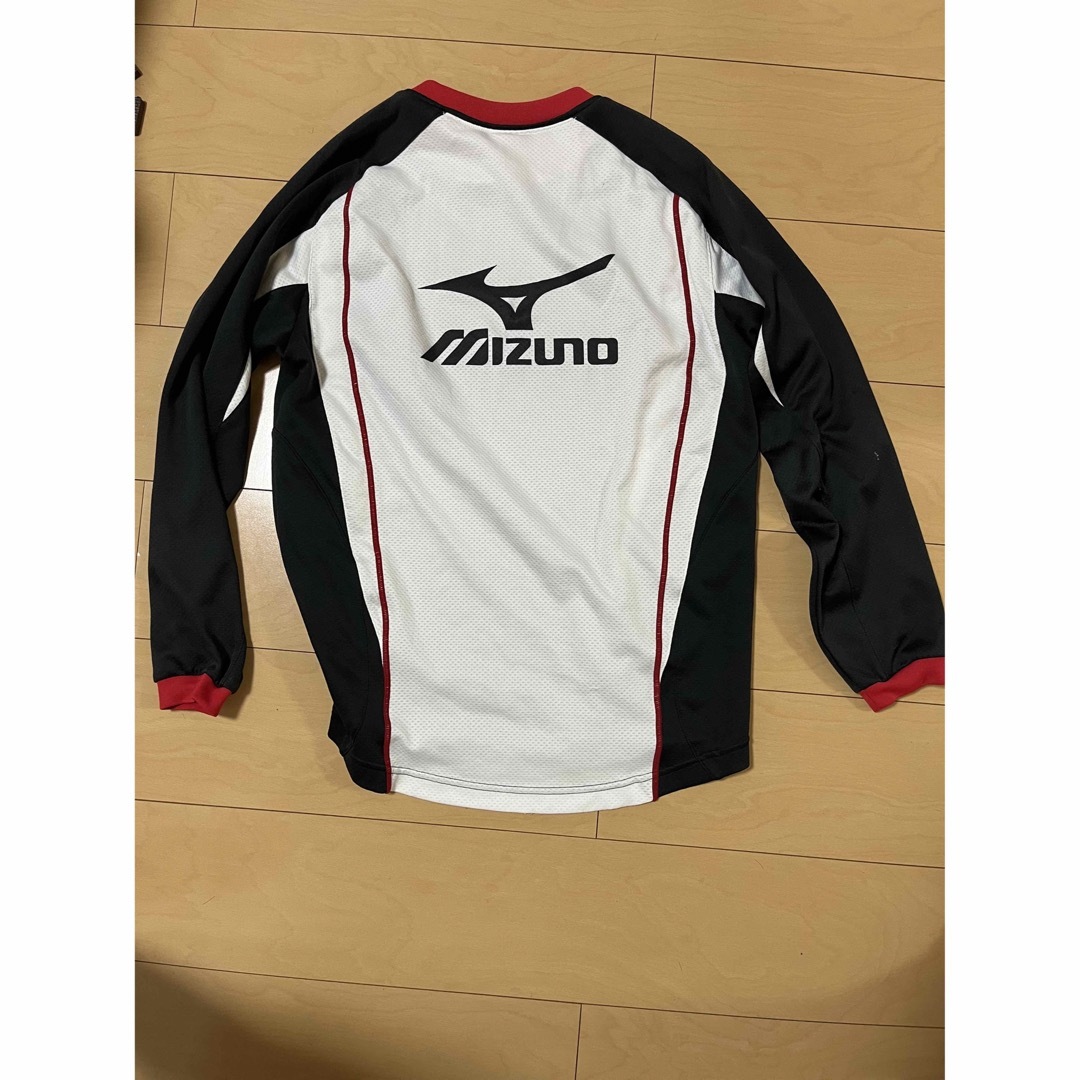 MIZUNO(ミズノ)のMIZUNO　トレーニングシャツ スポーツ/アウトドアのサッカー/フットサル(ウェア)の商品写真