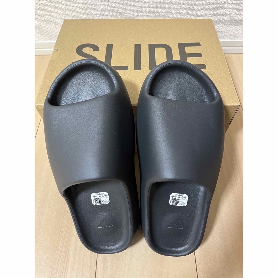 adidas   adidas YEEZY Slide Onyx .5cmの通販 by koko shop