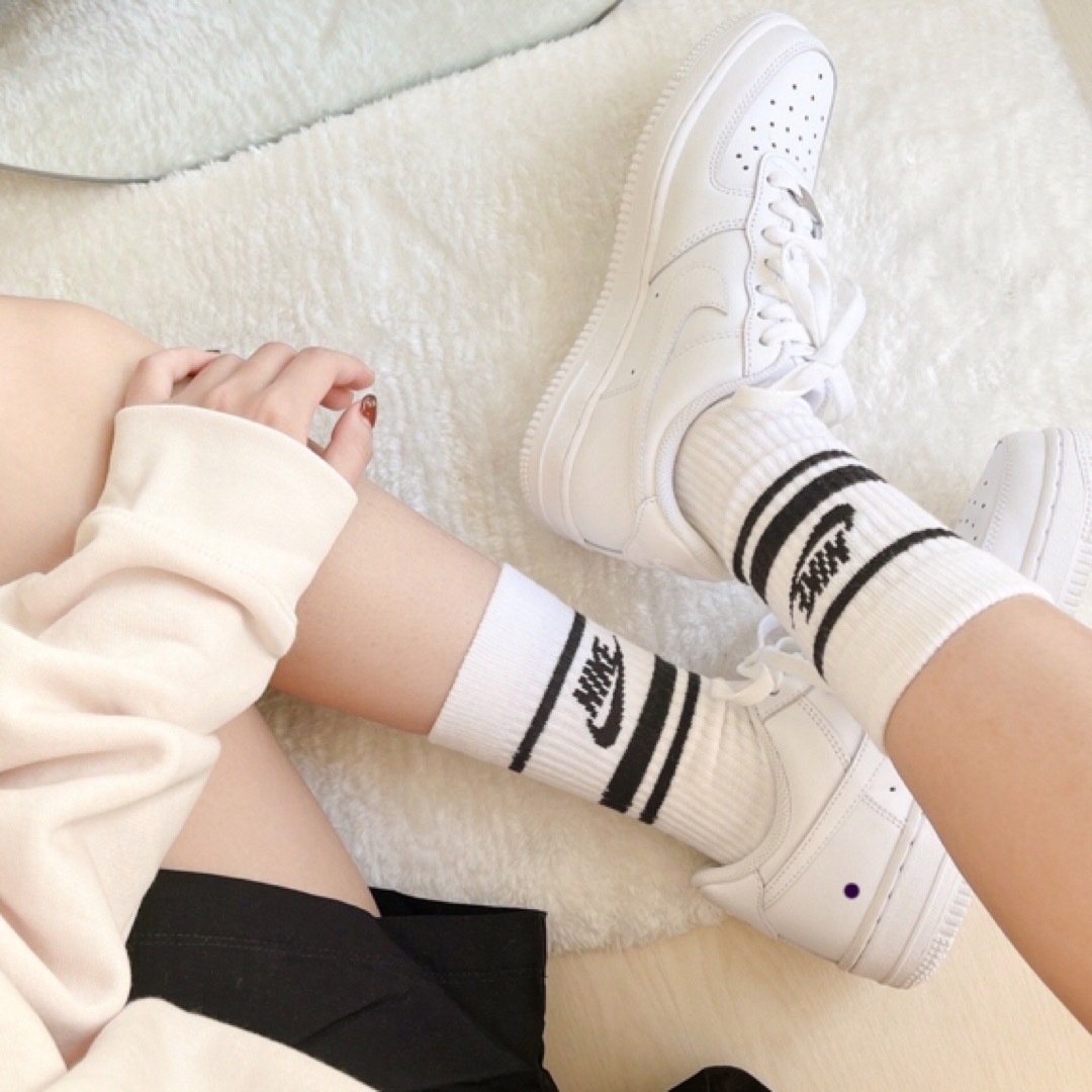 NIKE(ナイキ)の【新品】NIK NSW ESSENTIAL STRIPE SOCKS  × 2 レディースのレッグウェア(ソックス)の商品写真