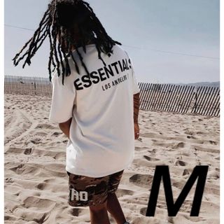 フィアオブゴッド(FEAR OF GOD)のエッセンシャルズ　FOG ESSENTIALS 半袖Tシャツ ホワイト M(Tシャツ/カットソー(半袖/袖なし))