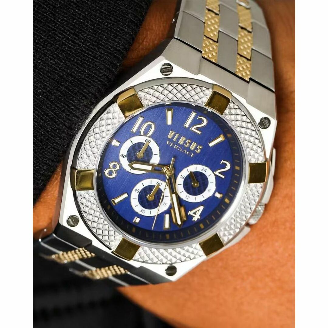 VERSACE - 【新品箱付き】ヴェルサーチ メンズ腕時計 シルバー