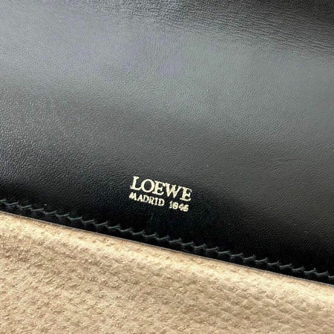 LOEWEロエベ　オールレザー　クラッチバック　メンズ