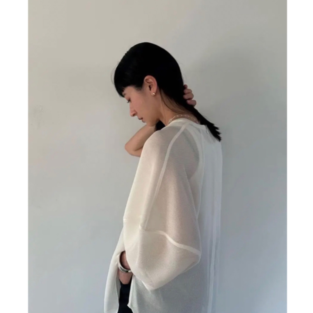 クラネ　MESH FORM SLEEVE BLOUSE