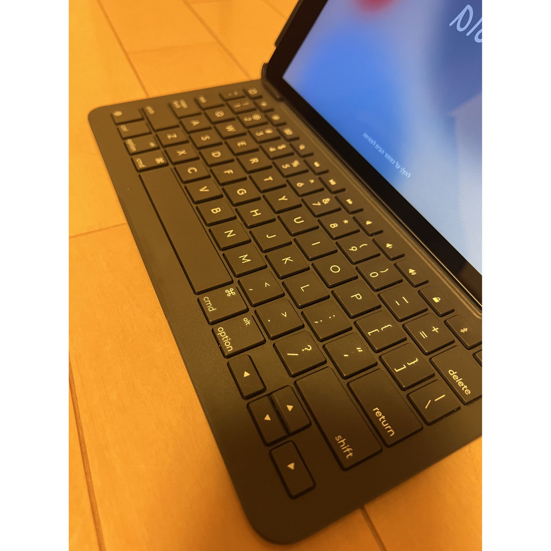 Apple(アップル)のiPad 第7世代 128GB wifi,Logicool slimfolio スマホ/家電/カメラのPC/タブレット(タブレット)の商品写真