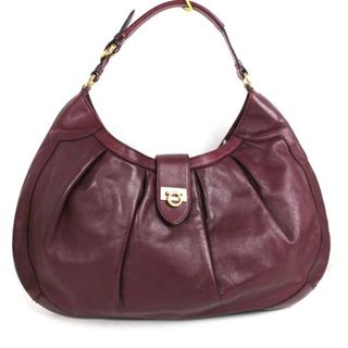 フェラガモ(Ferragamo)のフェラガモ ショルダーバッグ ワンショルダーバッグ　ボルドー　q950　【中古】(ショルダーバッグ)