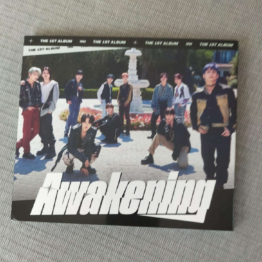 Awakening（初回限定盤A） エンタメ/ホビーのCD(ポップス/ロック(邦楽))の商品写真
