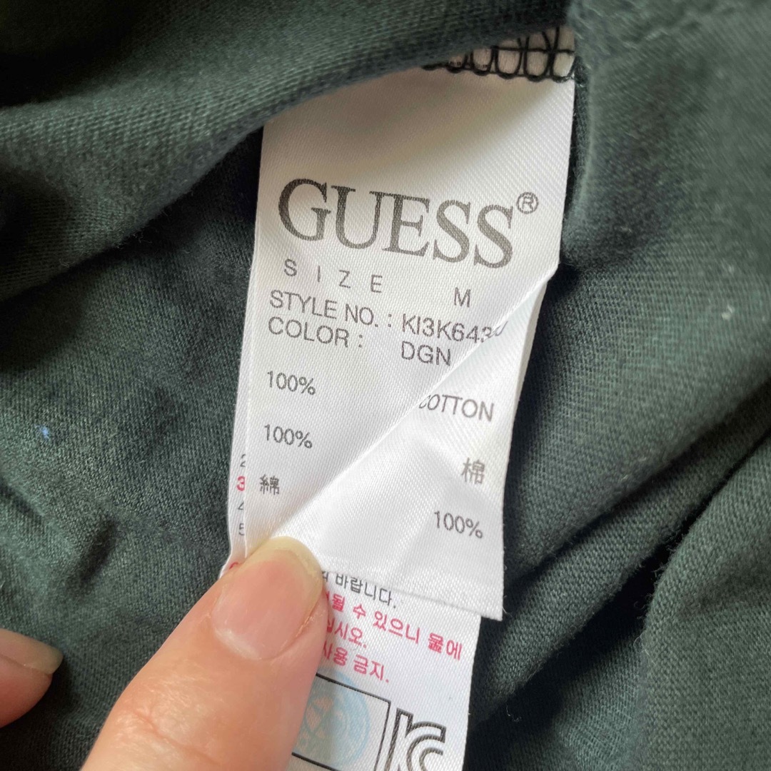 GUESS(ゲス)のGUESSTシャツ レディースのトップス(Tシャツ(半袖/袖なし))の商品写真