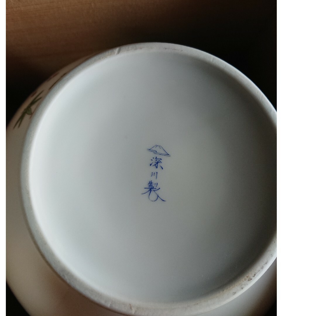 深川製磁(フカガワセイジ)の【未使用品/箱付き】 深川製磁 花瓶 花器 金彩  宮内庁御用達 美術有田焼ふ インテリア/住まい/日用品のインテリア小物(花瓶)の商品写真