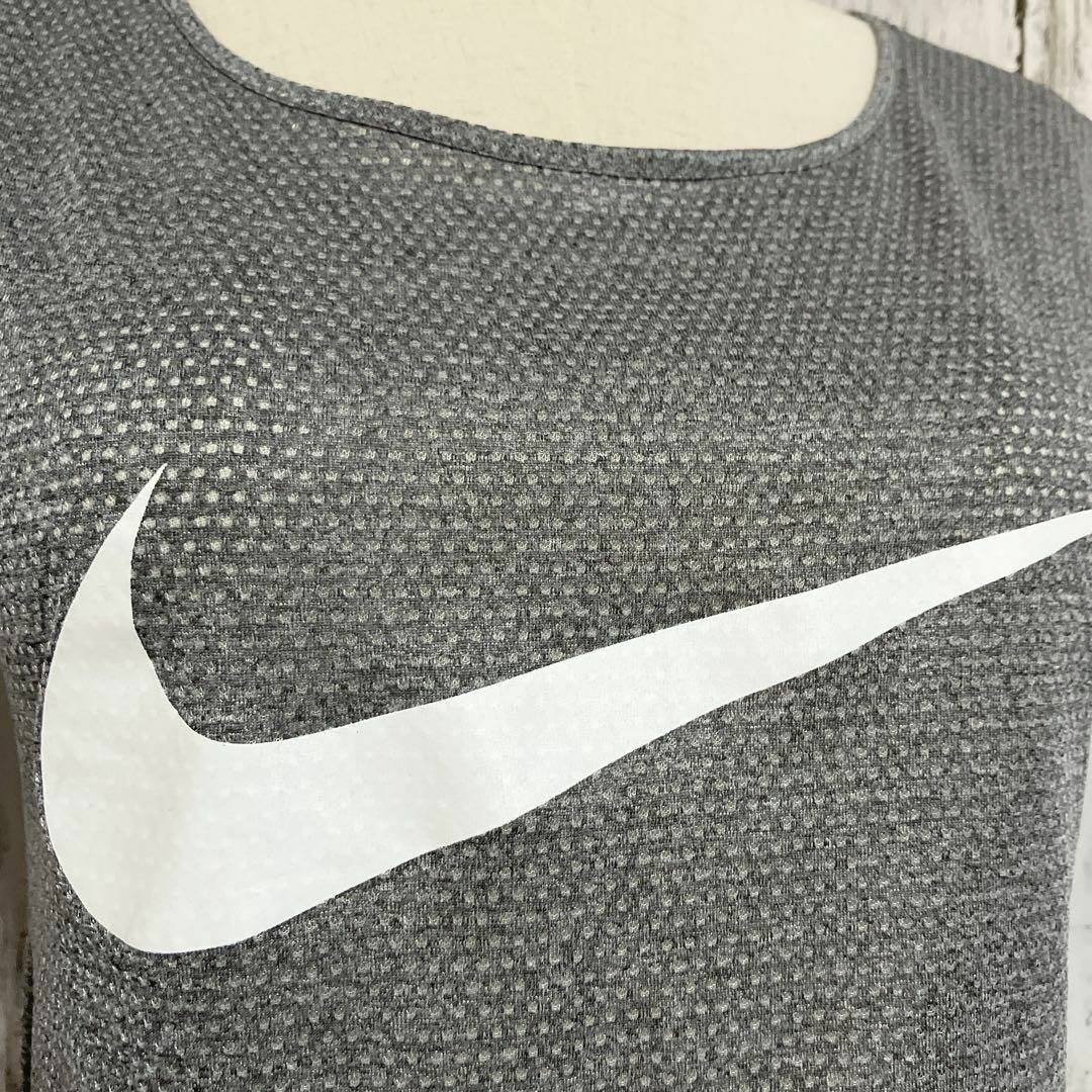 NIKE 美品【NIKE】ナイキ ランニング スポーツヨガ ウェア Tシャツ ショート丈の通販 by ☆あずき NIKE スポーツウエア ヨガ ランニング ブラック
