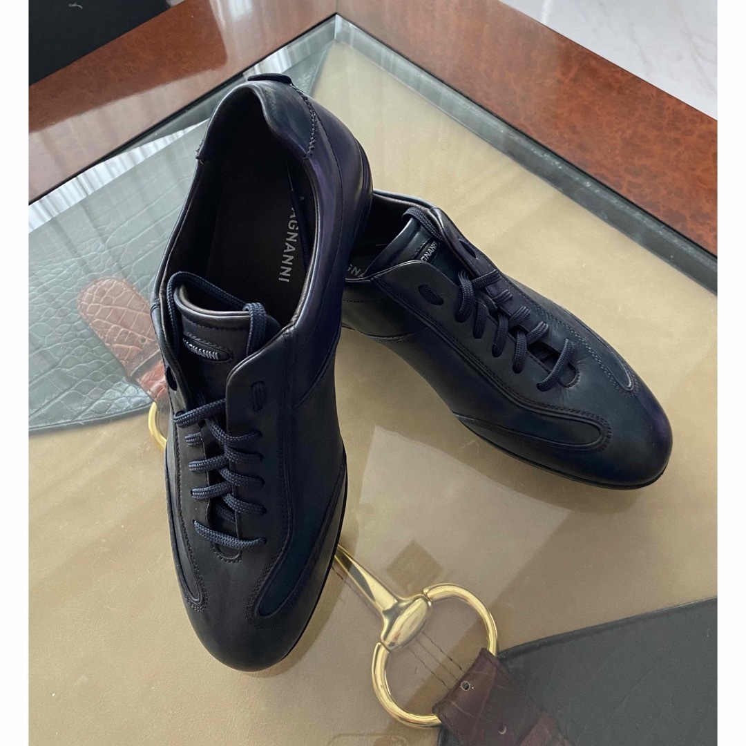 MAGNANNI(マグナーニ)の未使用 MAGNANNI マグナーニ スペイン 高級スニーカー 40 メンズの靴/シューズ(スニーカー)の商品写真