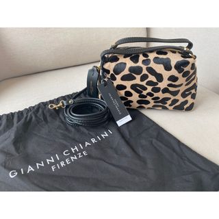 ジャンニキャリーニ(GIANNI CHIARINI)のGianni Chiarini アリファ S レオパード  新品　未使用(ショルダーバッグ)