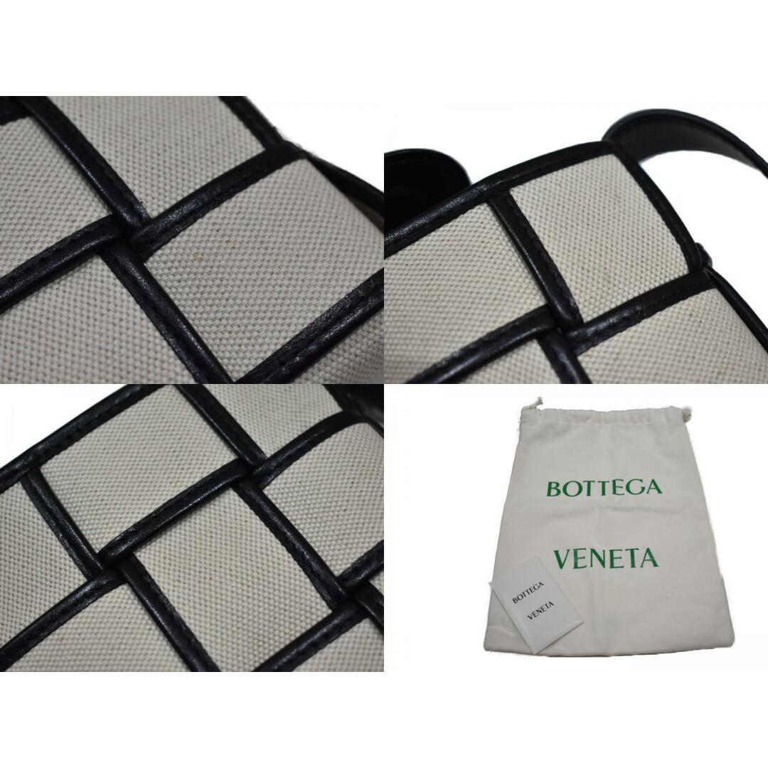 【中古品】BOTTEGA VENETA
カセット　フォンポーチ 　 ベージュ系×ブラック キャンバス×レザー ショルダーバッグ　斜め掛けバッグ　カジュアルバッグ　ユニセックス　おしゃれ　人気　ミニバッグ【中古】松山久万ノ台店 メンズのバッグ(ショルダーバッグ)の商品写真