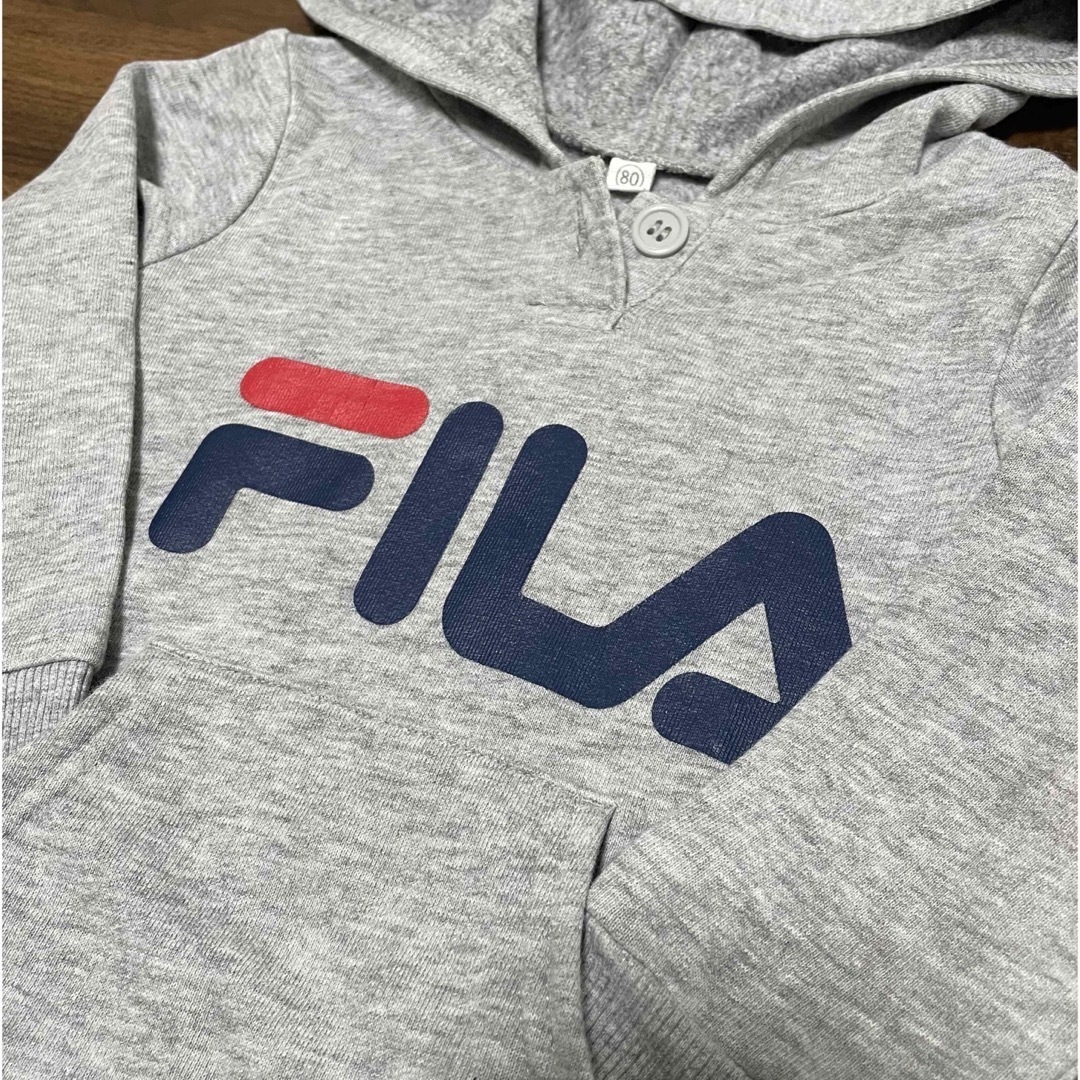 FILA(フィラ)のFILA ワンピースパーカー 80cm キッズ/ベビー/マタニティのベビー服(~85cm)(トレーナー)の商品写真