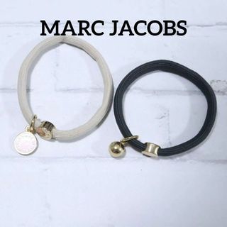 マークバイマークジェイコブス(MARC BY MARC JACOBS)の【匿名配送】マーク ジェイコブス ブレスレット 2つセット ゴム ロゴ(ブレスレット/バングル)