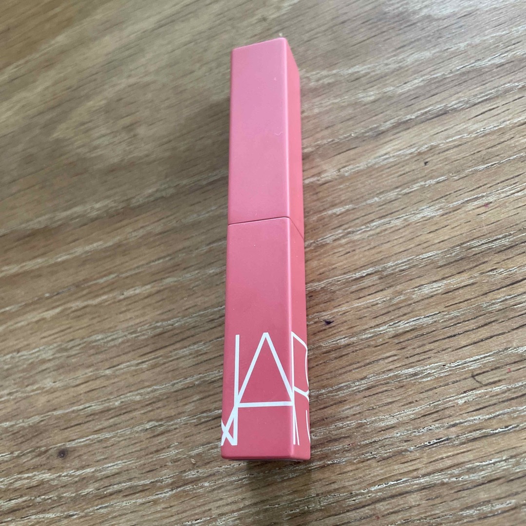 NARS(ナーズ)のNARS パワーマットリップスティック　112 コスメ/美容のベースメイク/化粧品(口紅)の商品写真