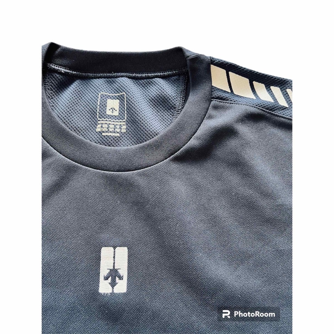 DESCENTE(デサント)のデサント　スポーツ　ジャージ　トップス　Tシャツ　M  メンズ　半袖 メンズのトップス(ジャージ)の商品写真