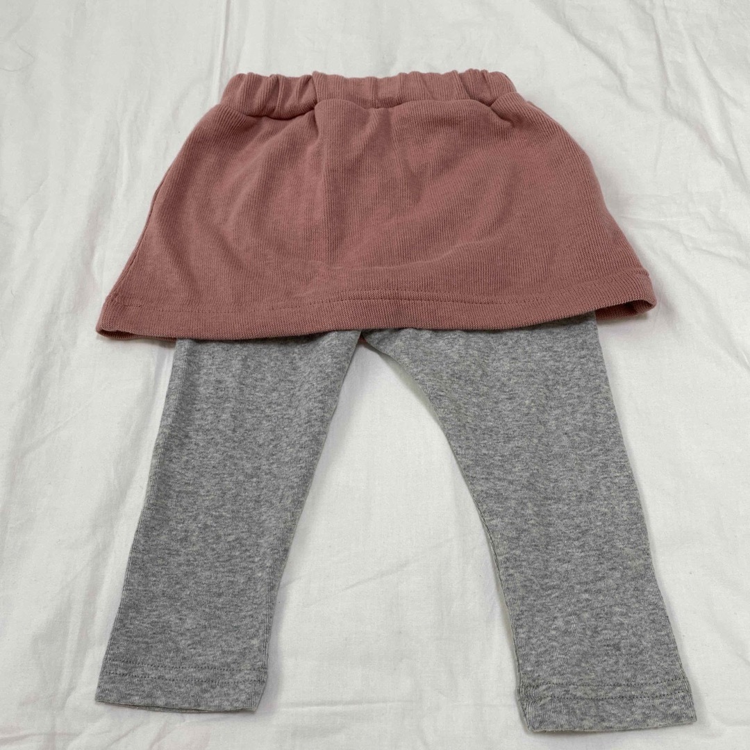 BeBe(ベベ)のBeBeべべスカートパンツ80センチ キッズ/ベビー/マタニティのベビー服(~85cm)(パンツ)の商品写真