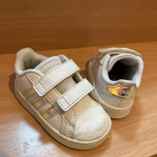 アディダス(adidas)のアディダス　ベビーシューズ　(スニーカー)