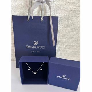 スワロフスキー(SWAROVSKI)のネックレス　ピアスセット(ネックレス)