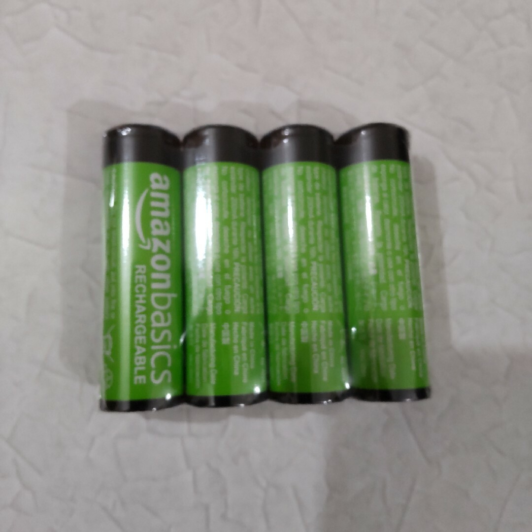 Amazonベーシック 充電池 充電式ニッケル水素電池 単3 2023年製造品 スマホ/家電/カメラのスマートフォン/携帯電話(バッテリー/充電器)の商品写真