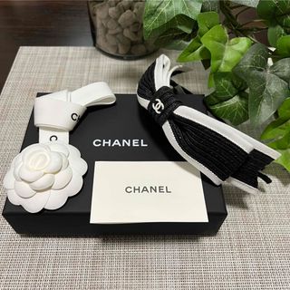 シャネル(CHANEL)のCHANEL シャネル カチューシャ リボン 新品 未使用(カチューシャ)