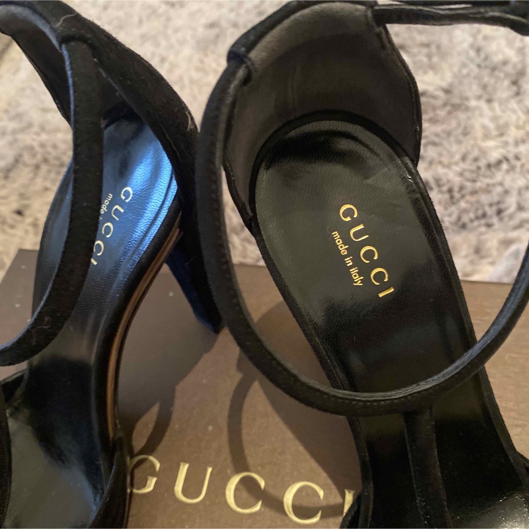 Gucci(グッチ)のGUCCI グッチ サンダル スウェード ブラック レディースの靴/シューズ(サンダル)の商品写真
