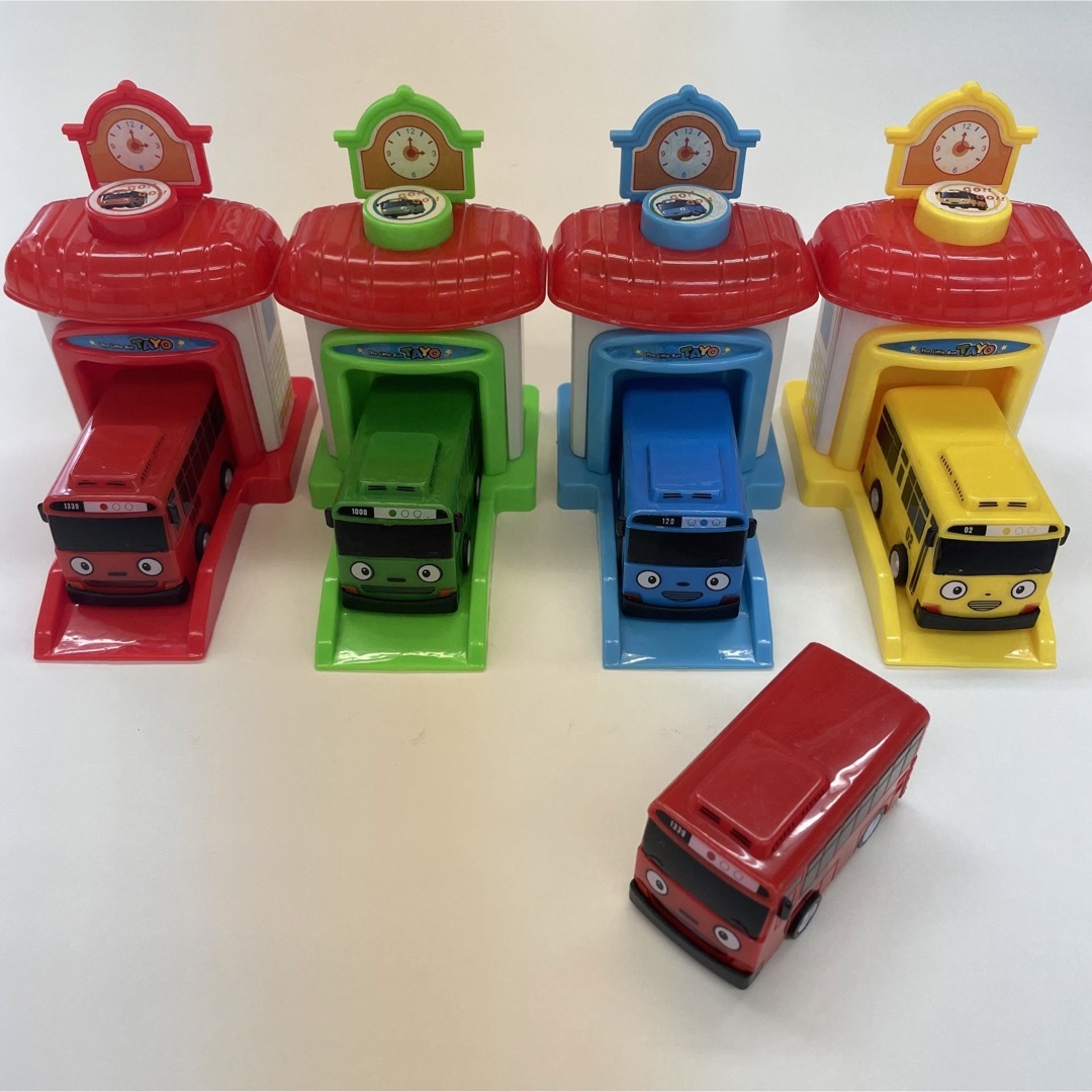 マジックバス　タヨ　おもちゃ　ミニカー　TAYO エンタメ/ホビーのおもちゃ/ぬいぐるみ(キャラクターグッズ)の商品写真