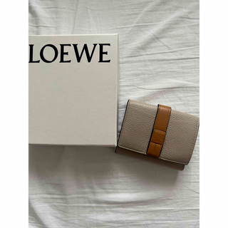 ロエベ(LOEWE)のLOEWE　ロエベ　トライフォールドウォレット　三つ折り(財布)