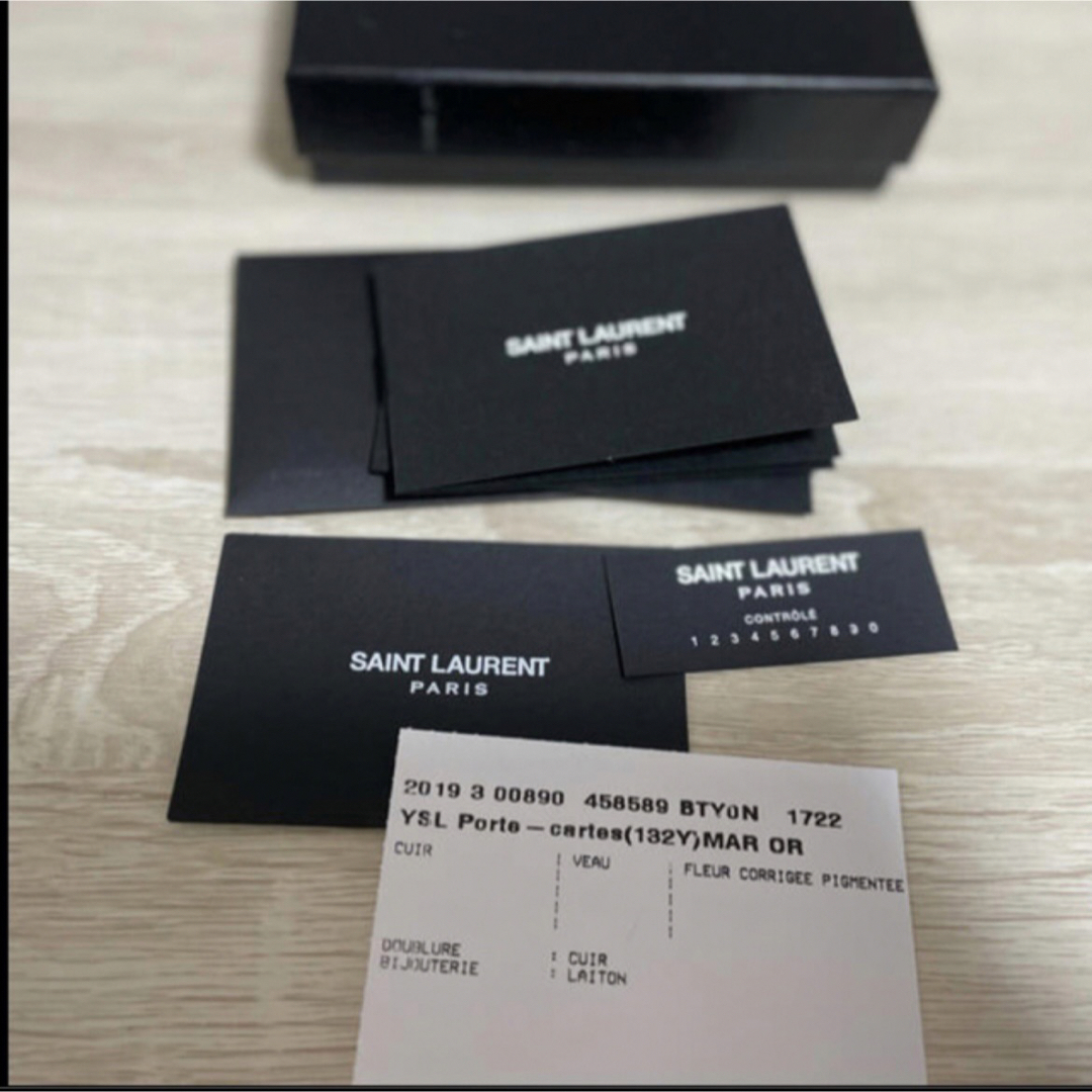Yves Saint Laurent(イヴサンローラン)のカードケース レディースのファッション小物(パスケース/IDカードホルダー)の商品写真
