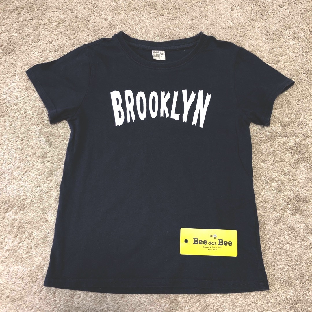 Bee(ビー)のビーデスビー　ロゴTシャツ　130 キッズ/ベビー/マタニティのキッズ服女の子用(90cm~)(Tシャツ/カットソー)の商品写真