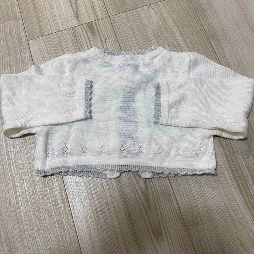 BeBe(ベベ)の BeBe ボレロ　カーディガン　サイズ90 キッズ/ベビー/マタニティのキッズ服女の子用(90cm~)(カーディガン)の商品写真