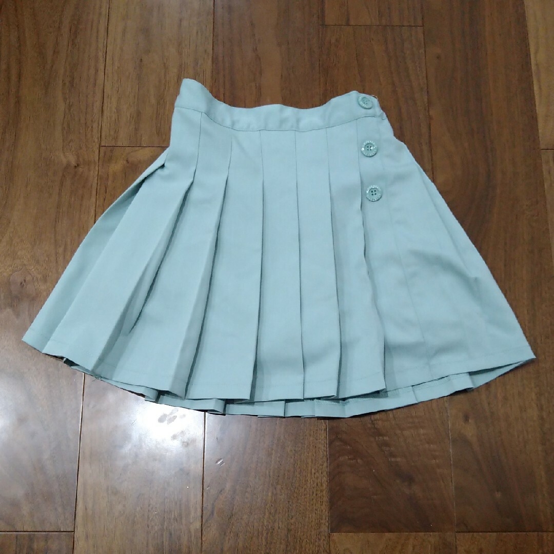 lovetoxic(ラブトキシック)のラブトキシック　プリーツスカート　１６０ キッズ/ベビー/マタニティのキッズ服女の子用(90cm~)(スカート)の商品写真